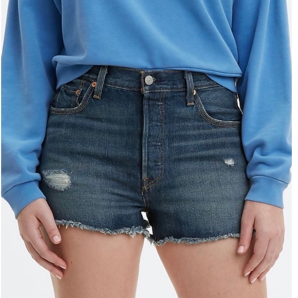 BRAND NEW ✨ Levi’s 501 High-Waisted Denim Short - Picture 1 of 5